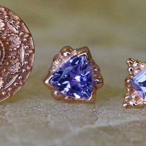 BVLA Trillion Beaded 3mm Tanzanite AA RG, 18/16G Threaded